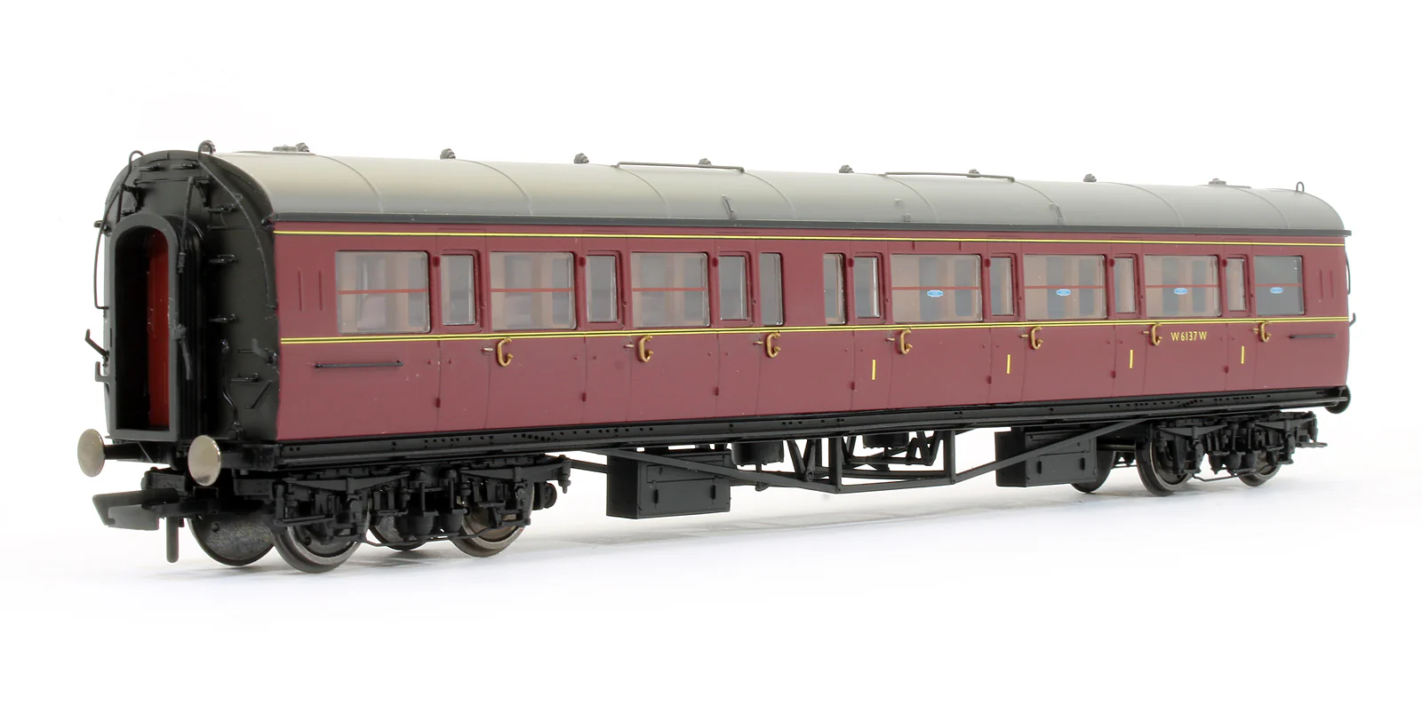BR Maroon Collett Corridor Composite (RH) Coach 'W6137W' - Image 2