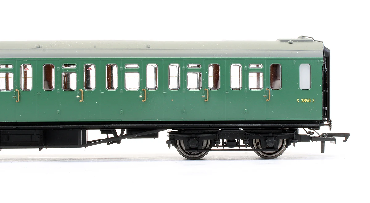 BR Bulleid Suburban Brake 3rd Coach 'S2850S' - Image 3