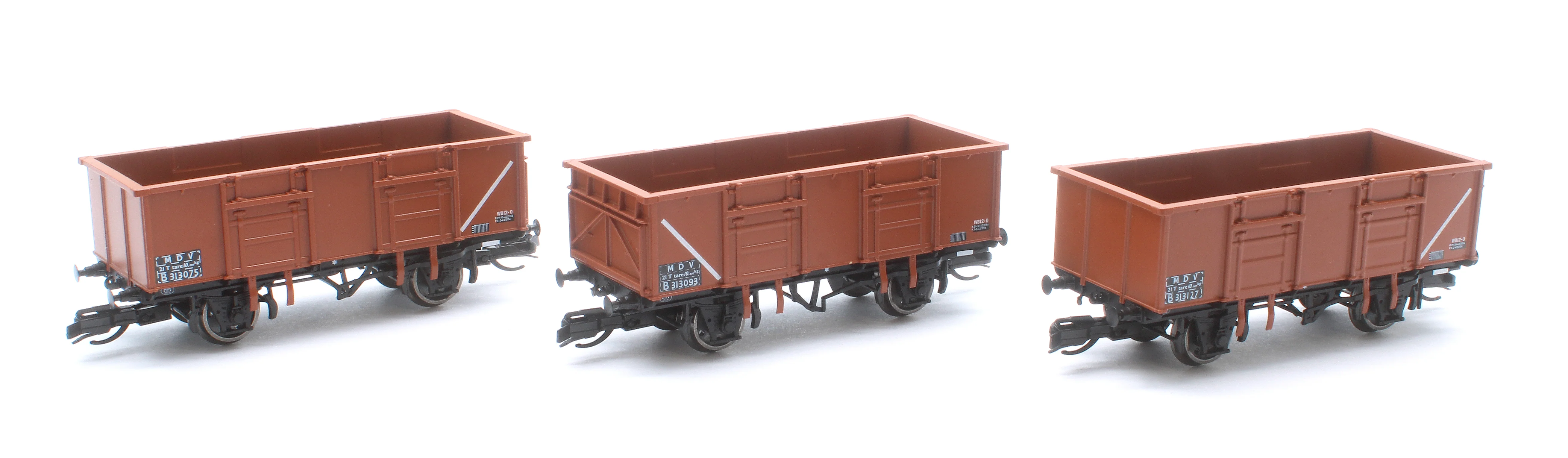 BR 21T Mineral wagon 313093, 313075 & 313127 Triple Pack - Image 3
