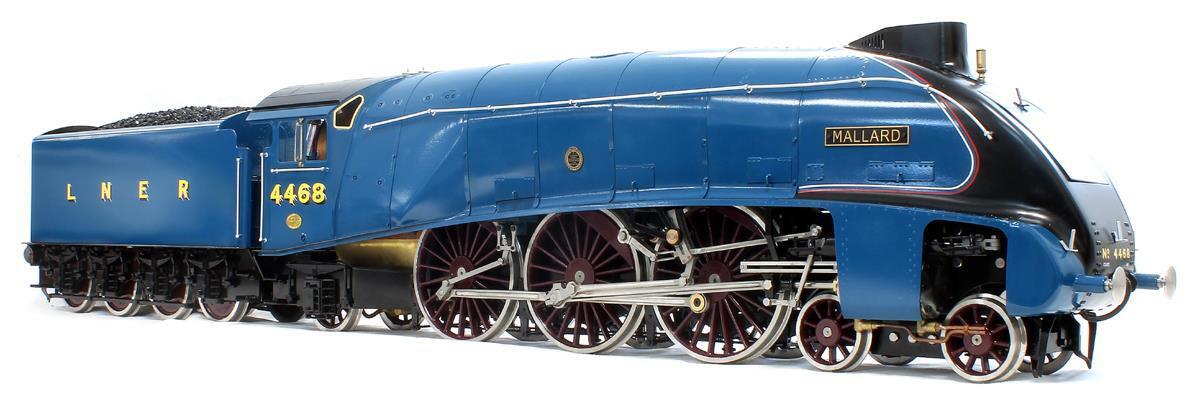 Kingscale 'Gauge 3' Gas-Fired LNER Blue 4-6-2 Class A4 4468 'Mallard' Unvalanced - Image 3