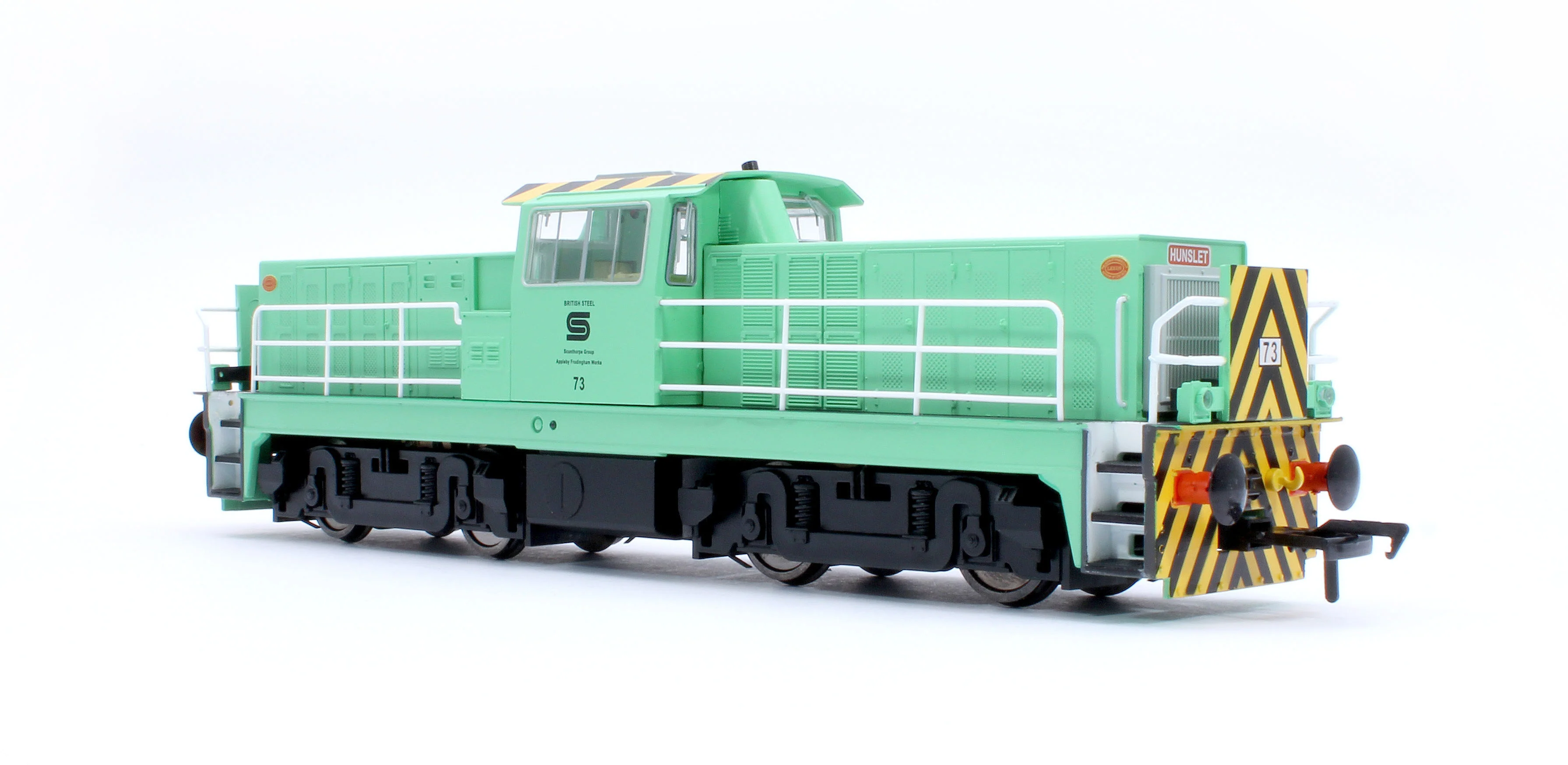 KRM-HUN-OO-F-73 Hunslet Bo-Bo in Delivery Green No.73 Diesel Locomotive - DCC Fitted - Image 2