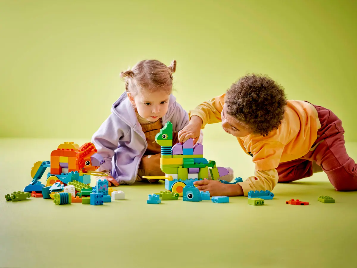 Lego Duplo 3in1 Dinosaurs on Wheels - 10451 - Image 6