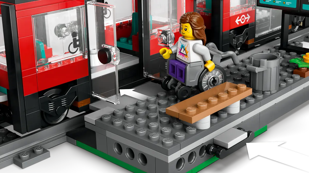 Lego City Downtown Streetcar and Station - 60423 - Image 6