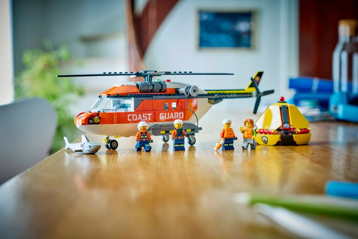Lego City Coast Guard Helicopter - 60503 - Image 10