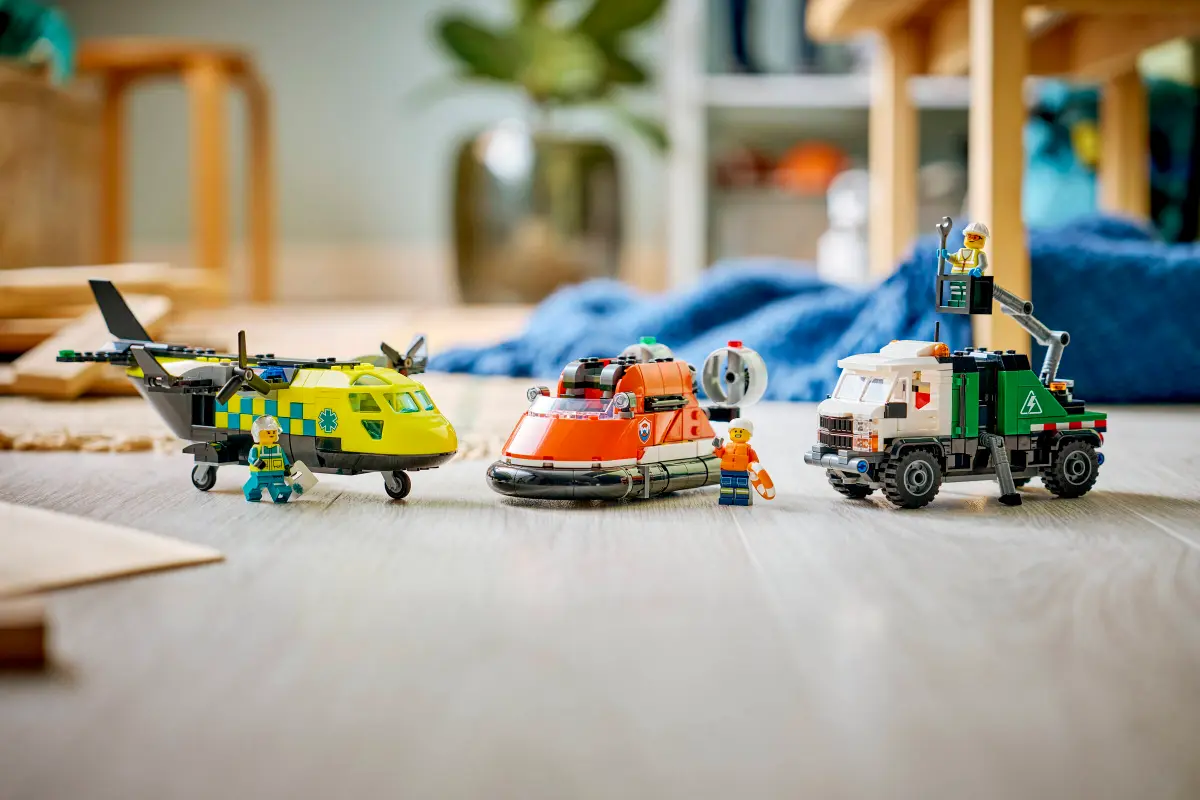 Lego City Airplane, Service Truck & Hovercraft Remix - 60505 - Image 10