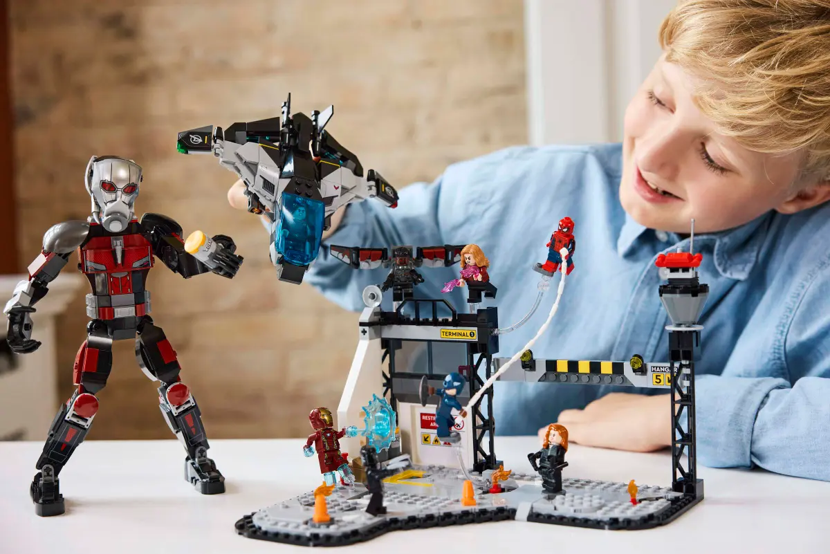 Lego Marvel Captain America: Civil War Action Battle - 76314 - Image 9