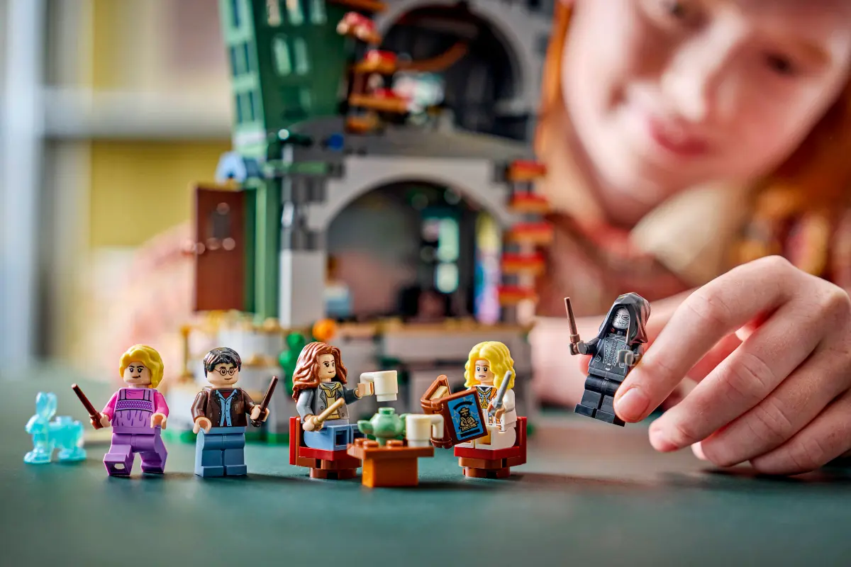 Lego Harry Potter Luna Lovegood's House - 76467 - Image 8