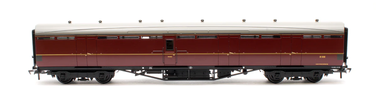 34-362 LNER Thompson Full Brake BR Maroon No. E10E - Image 2