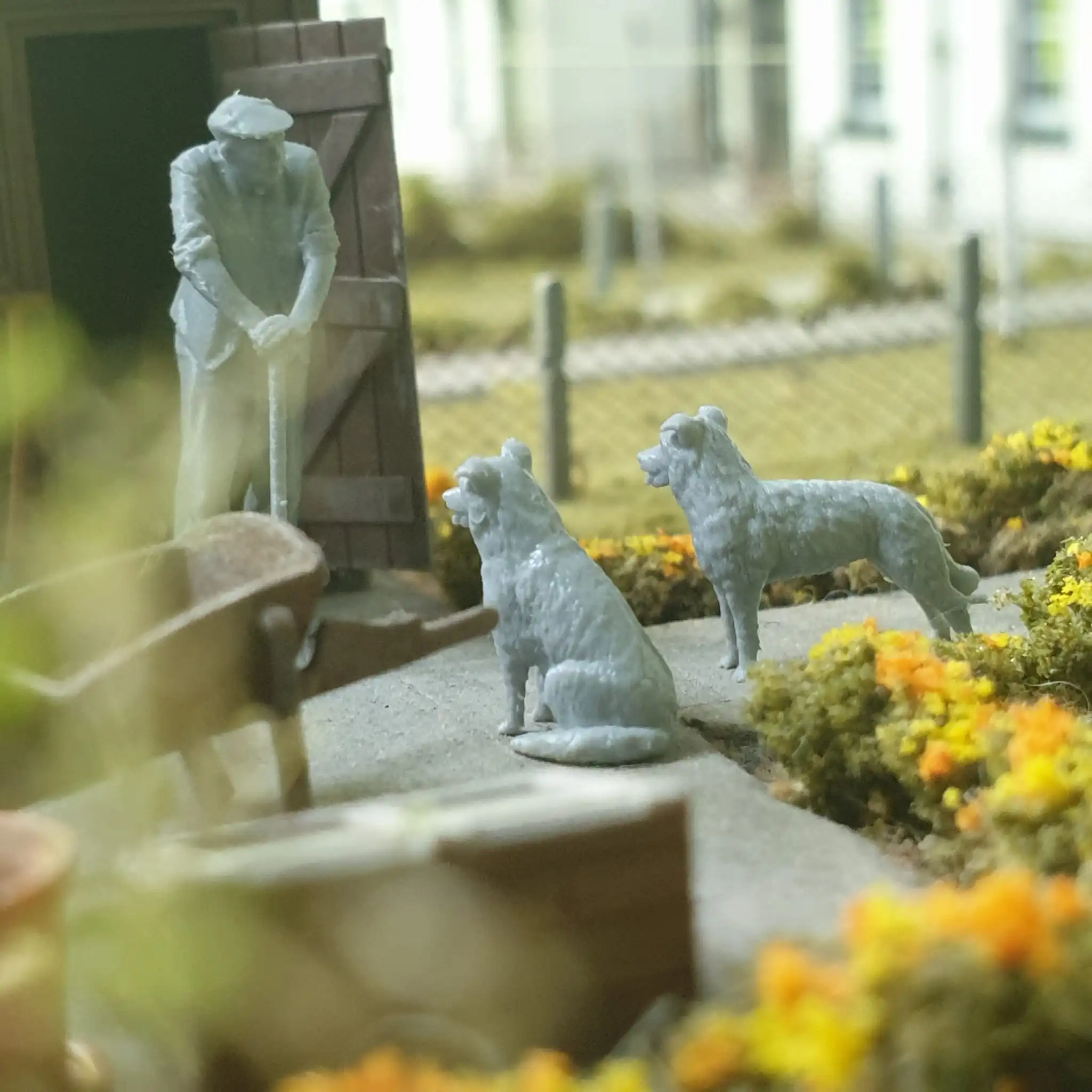 31000-076 OO Gauge Pets, Wildlife & Livestock - Border Collie - Pack of 2 - Image 2