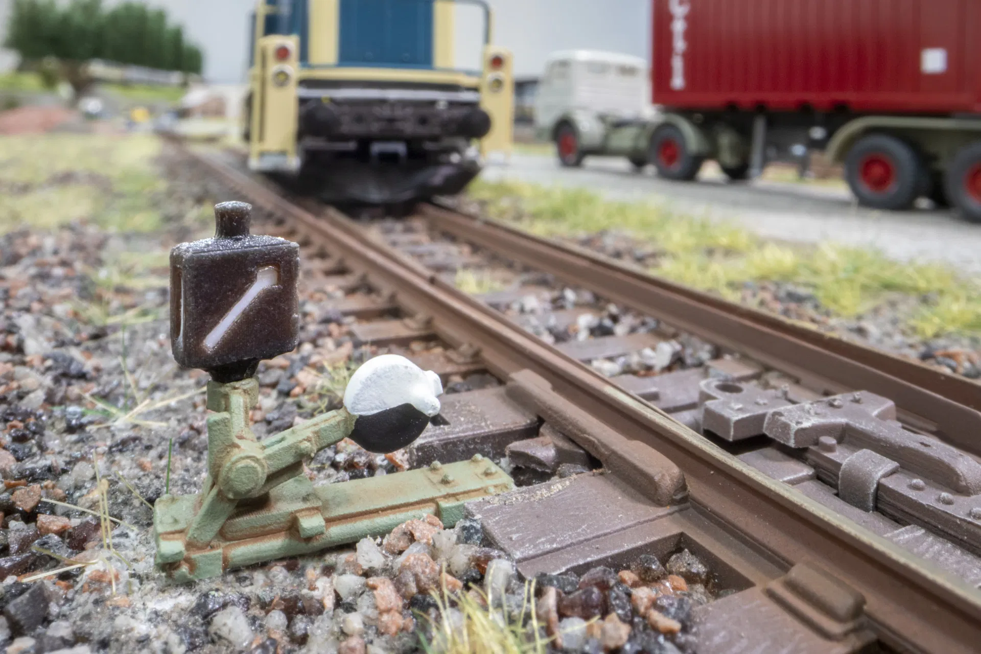 Control Lever w/Signal Lantern RH 3D Mini 5pcs (Pre-Built) - N Scale