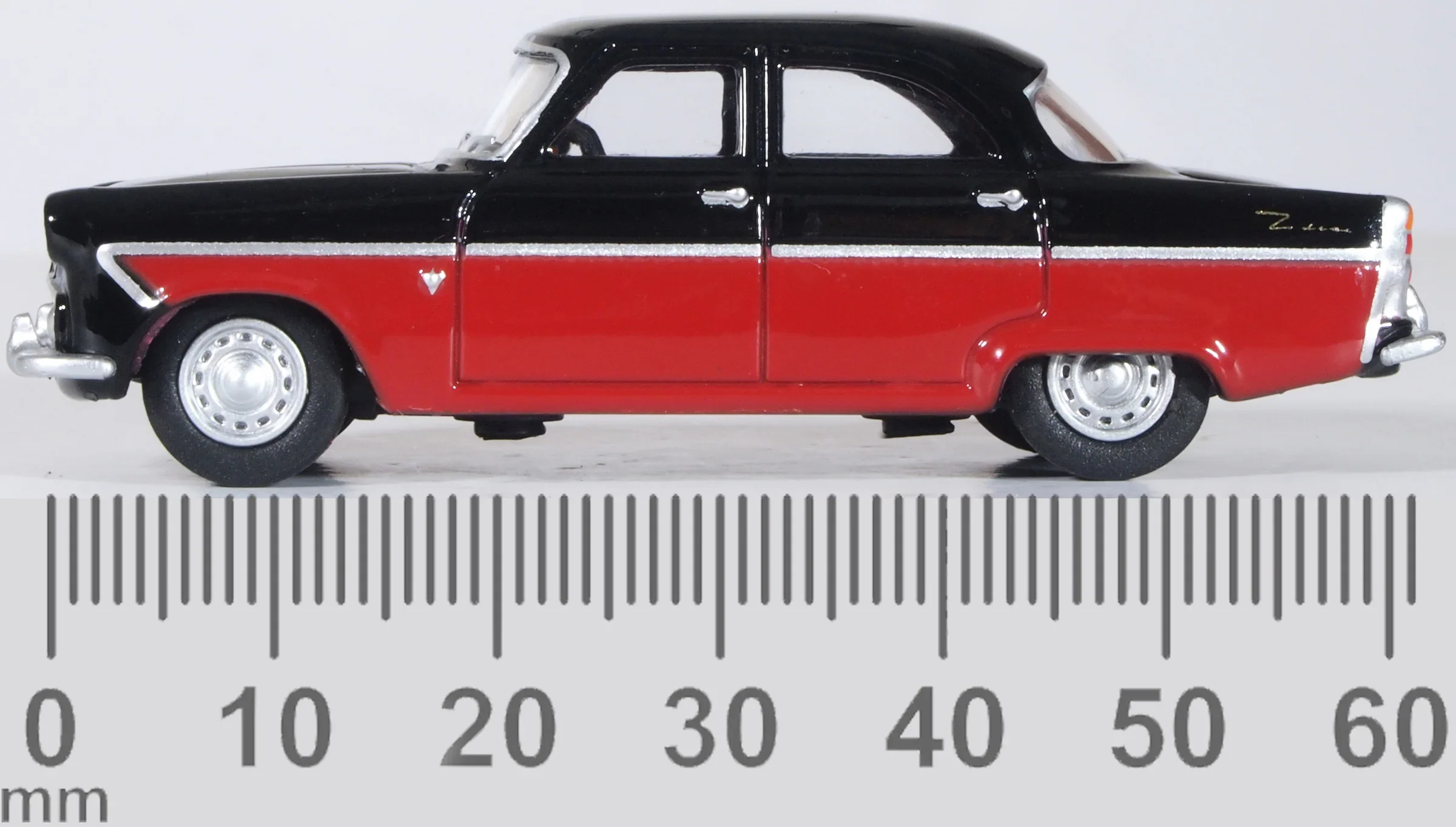 76FZ004 Black Ford Zodiac MKII - Image 6