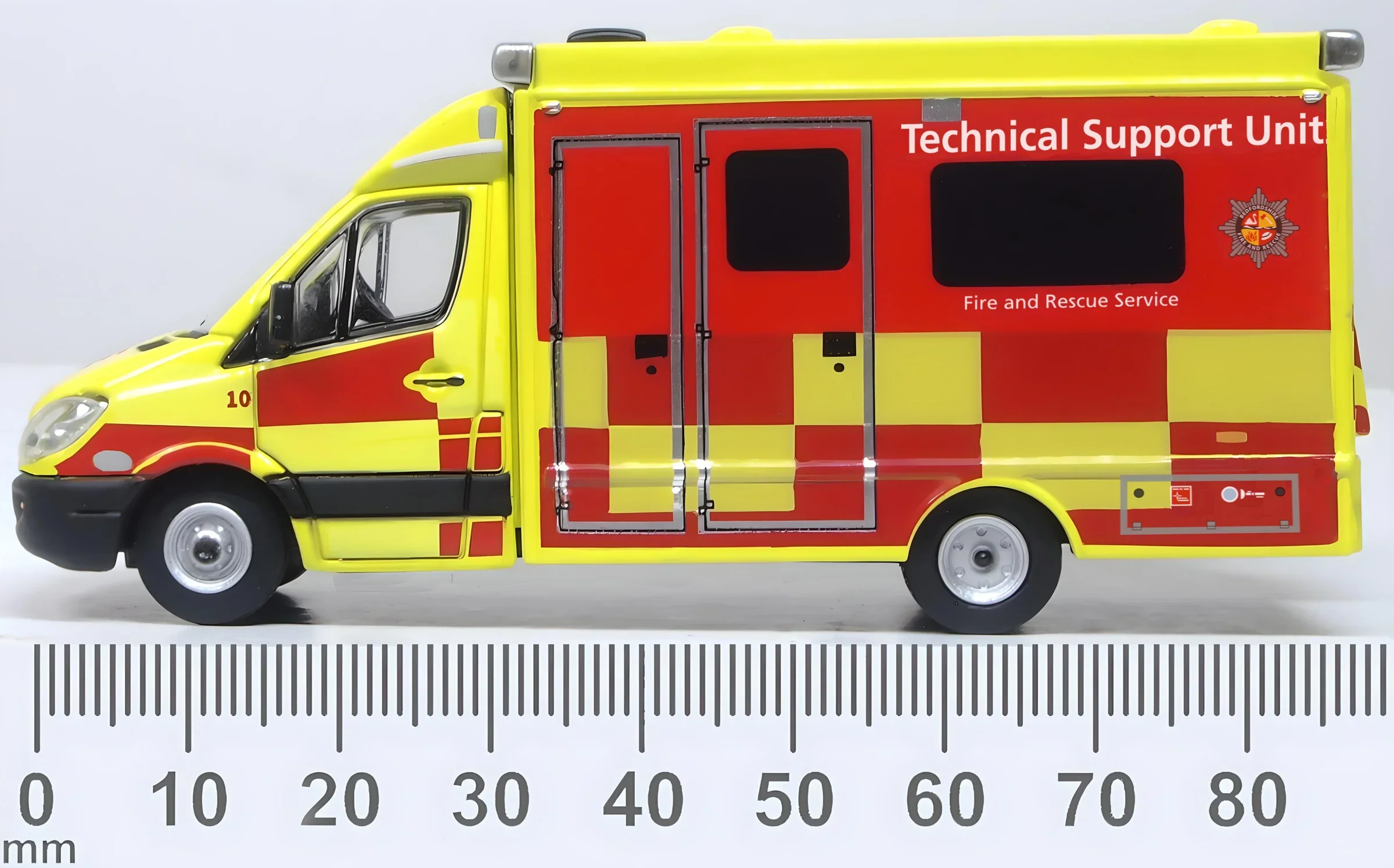 Mercedes Ambulance Bedfordshire Fire & Rescue Support Unit - Image 6