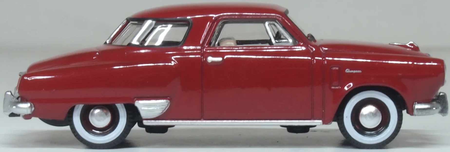 87SC50003 1950 Studebaker Champion Starlight Coupe Commanche Red - Image 4
