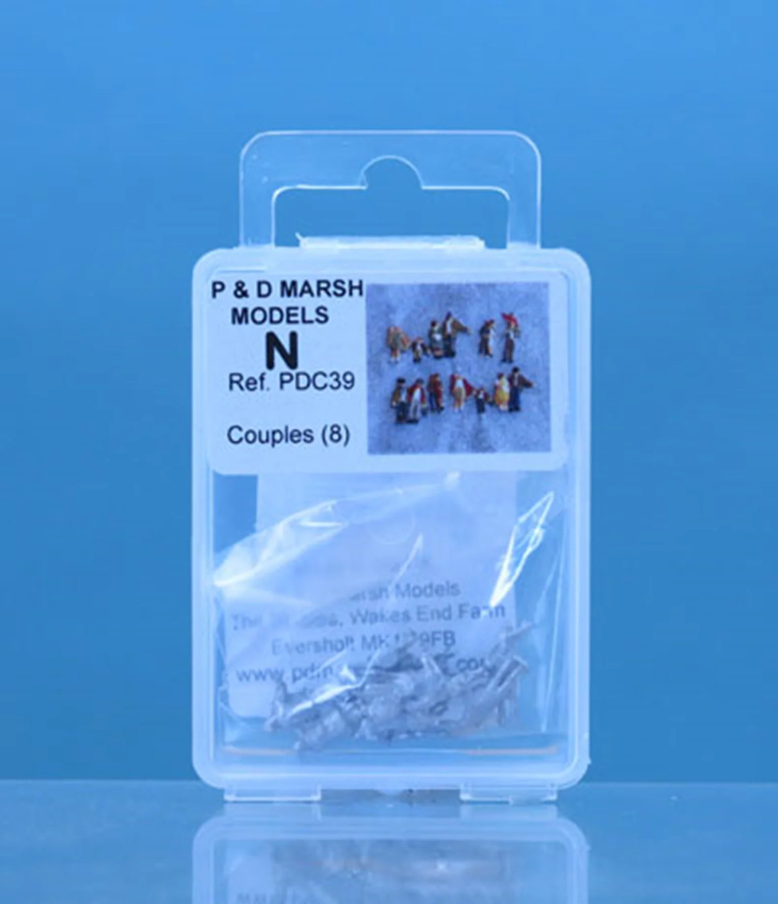 PDC39 N Gauge Couples - UNPAINTED - Image 2