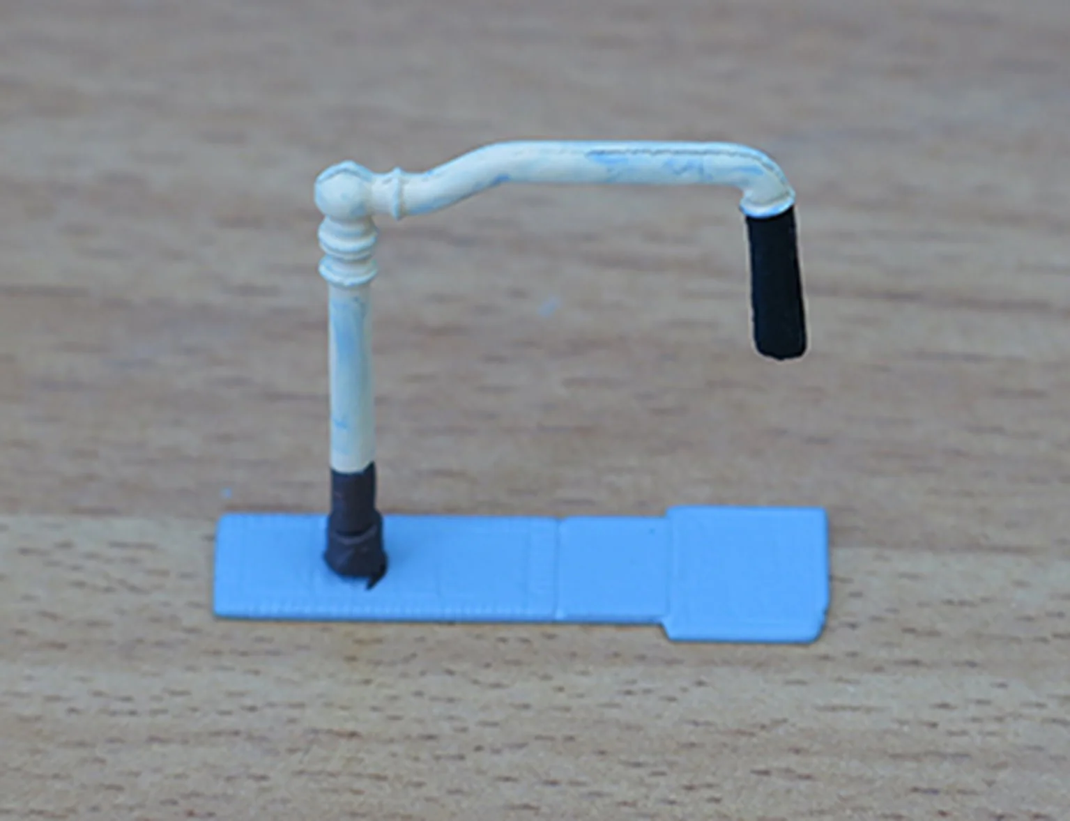 PDX83 N Gauge Painted GWR Water Crane - Ground Mounted