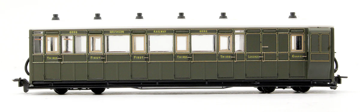 Peco GR-421B Brake Composite SR Livery no.6993 - Image 2