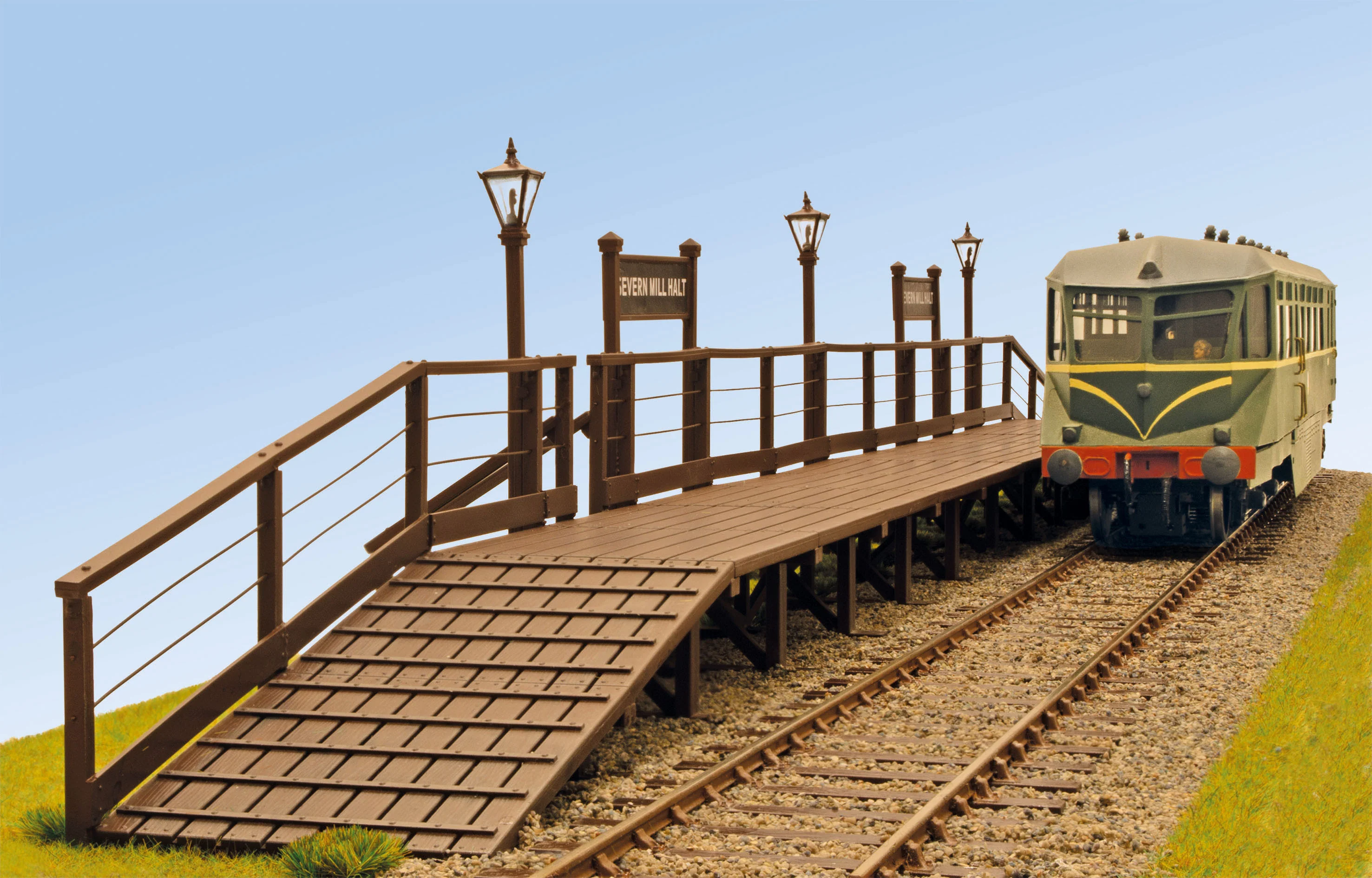 LK708 Wooden Platform Halt Model Kit - Image 2