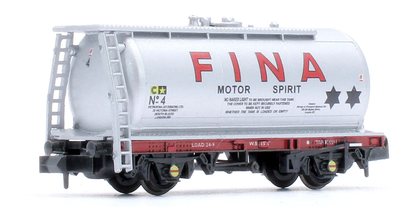 N Gauge Tank Wagon 15ft WB Fina Motor Spirit No. 4 - Image 3
