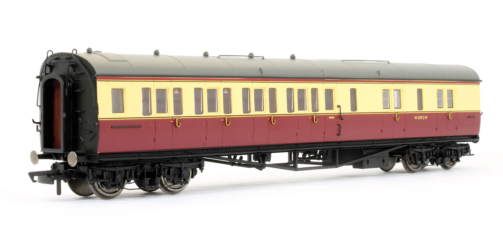 Pre-Owned BR Crimson & Cream Collett Corridor Brake 3rd (LH) Coach 'W5092W'
