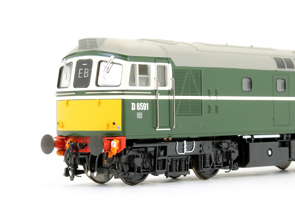 Pre-Owned BR Green Class 33/2 D6591 (Small Yellow Panels) Diesel Locomotive - Image 3