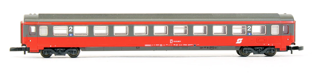 87342 Pre-Owned OBB Express Train 3 Car Passenger Set - Image 3