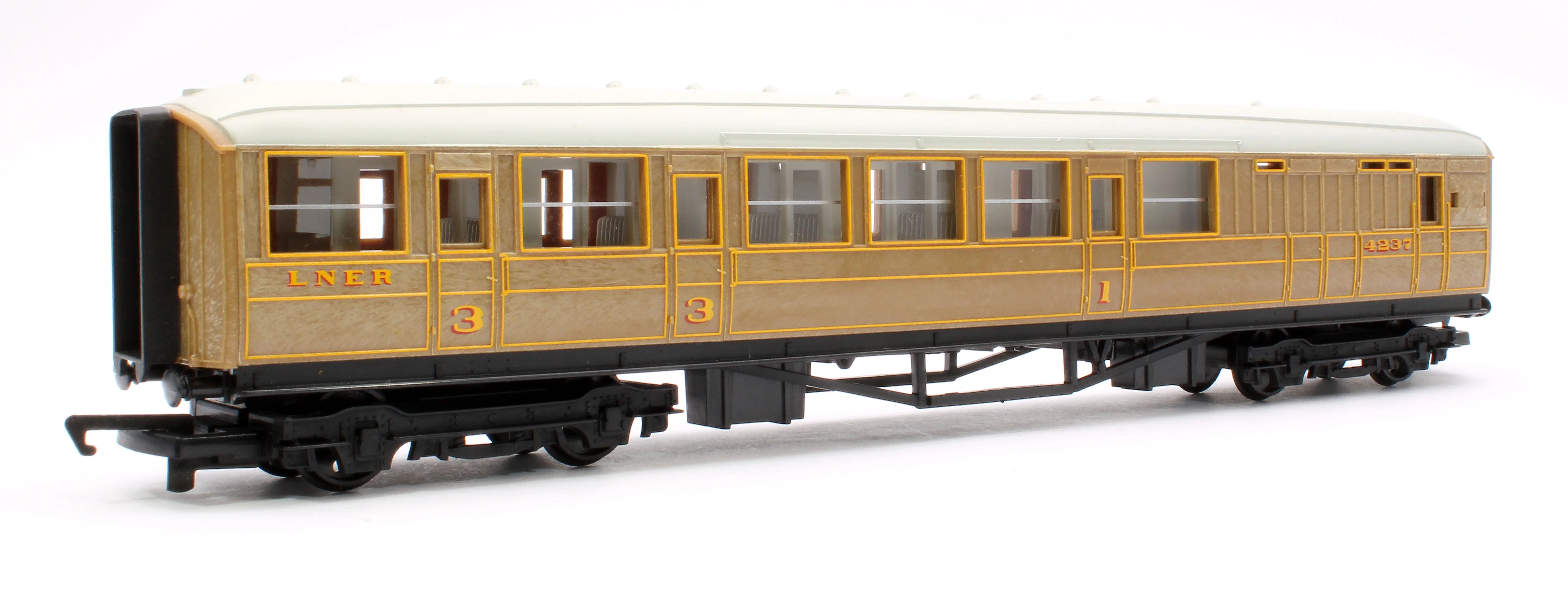 Pre-Owned R4333 RailRoad Brake Composite Coach LNER 4237