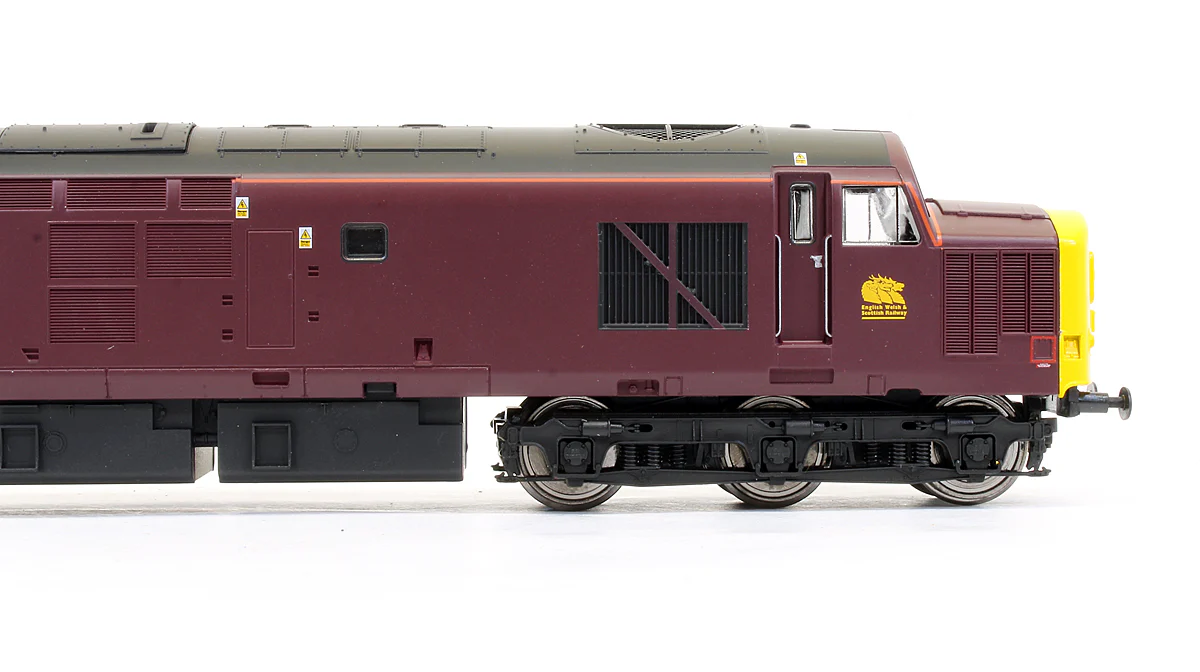 Pre-Owned V2018 Royal Scotsman Maroon With EW&S Branding Class 37416 Diesel Locomotive - Image 4