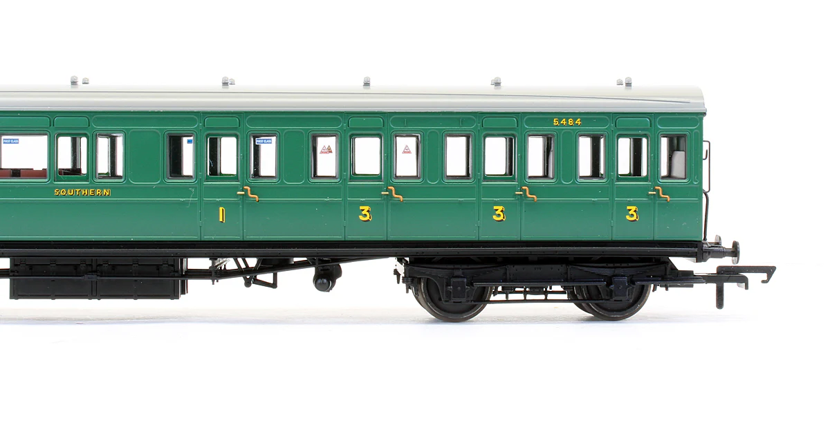 Pre-Owned SE&CR 60' Birdcage Composite Lavatory Coach Southern Railway Malachite Green '5484' - Image 3