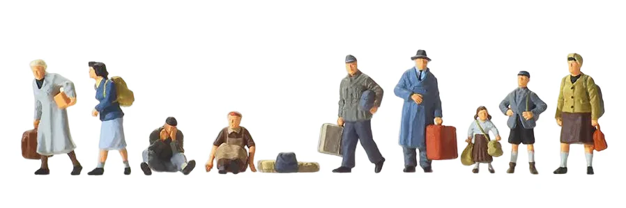 Refugees (9) Exclusive Figure Set