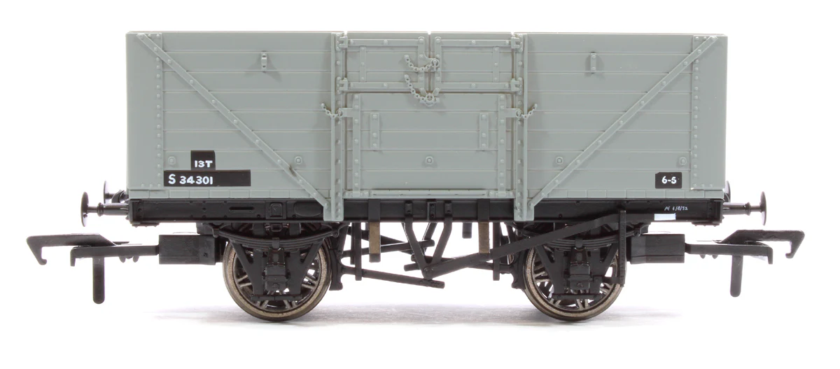 Southern Railway 8 Plank Open Wagon D1379 No.S34301, BR Grey - Image 2