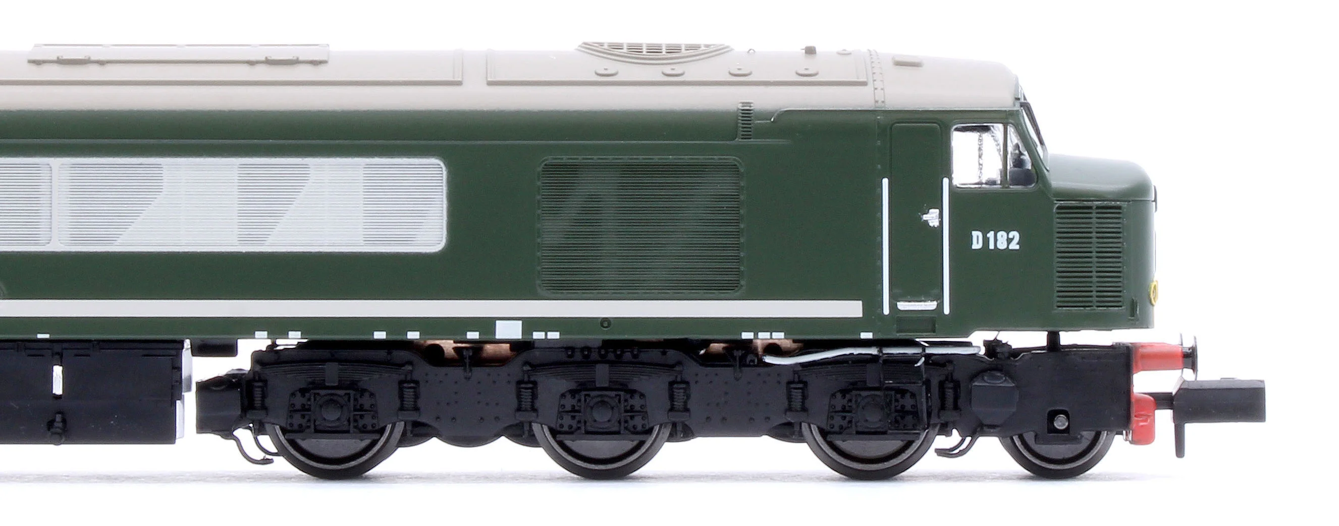 948202 Class 46 D182 BR Green With Small Yellow Panels Diesel Locomotive - Image 9