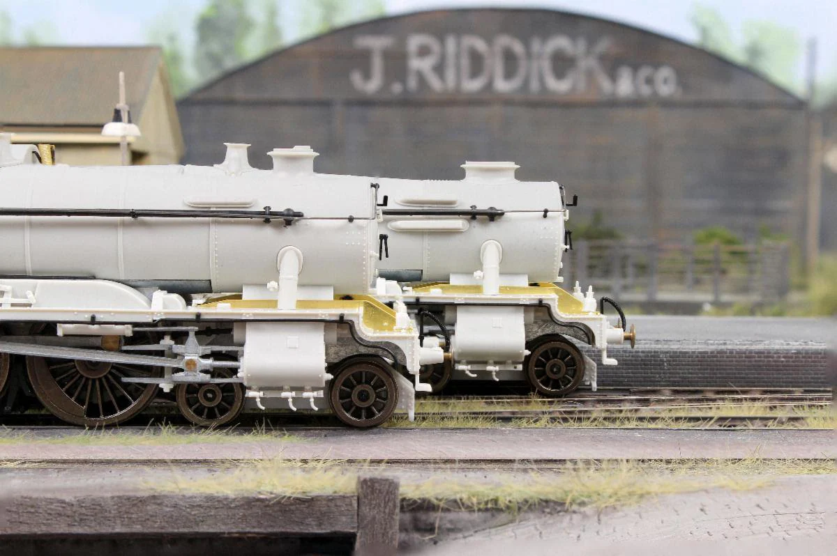 954505 GWR County No.1013 'County of Dorset' BR Lined Black Early Crest Steam Locomotive - DCC Sound - Image 6