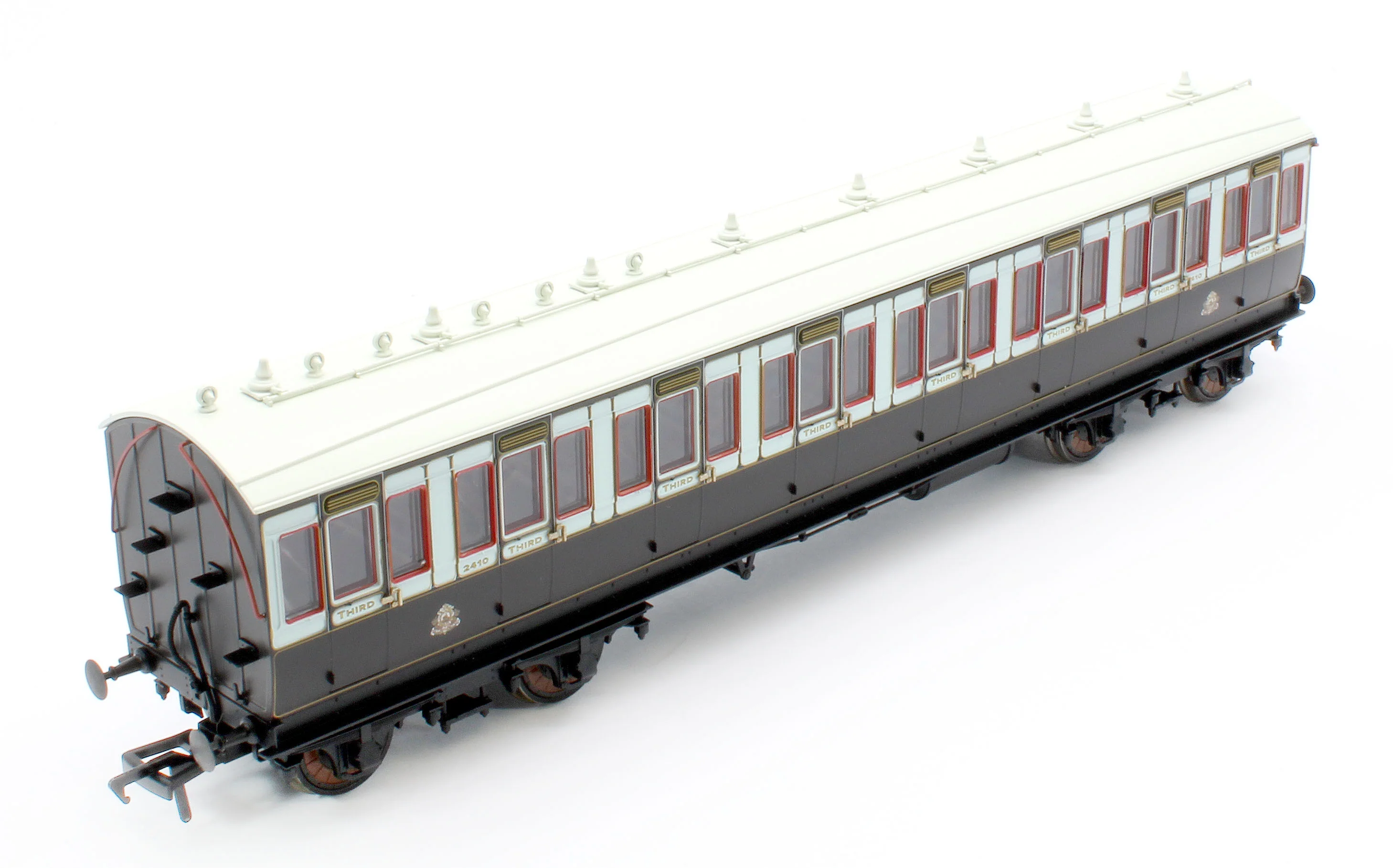 978011 48' LNWR ‘Evolution’ Bogie Coach Non-Corridor Third No.2410 - Image 5