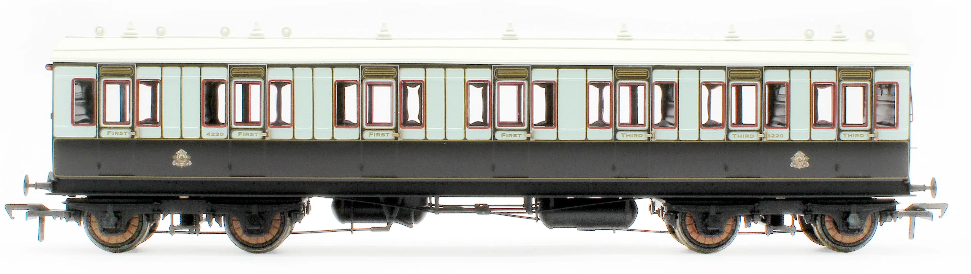 978012 48' LNWR ‘Evolution’ Bogie Coach Non-Corridor Composite No.4220 - Image 2