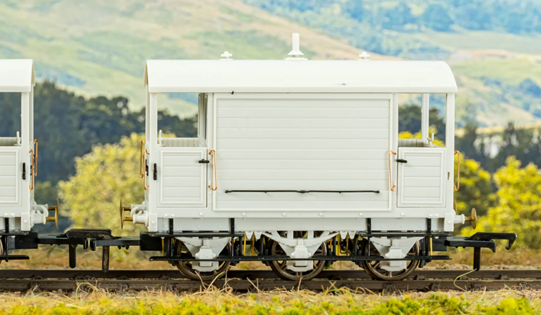 LBSC 6 Wheel Brake Van - LB&SCR No.274 - Image 3