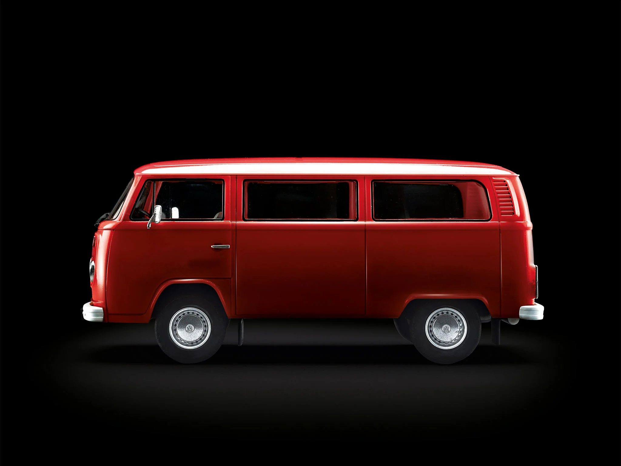 00459 Volkswagen T2 Bus Easy-Click Technik (1:24 Scale ) Model Kit - Image 4