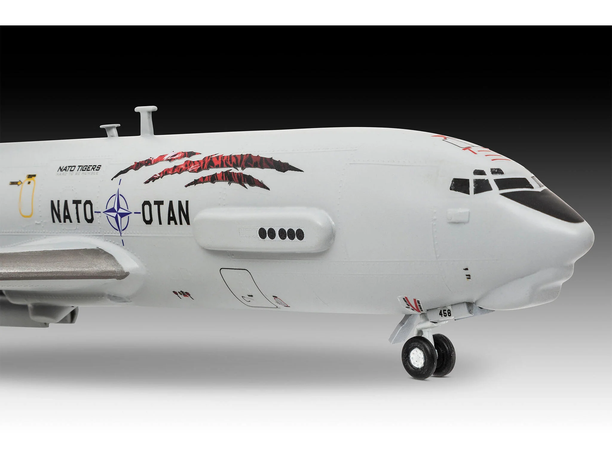 03794 Boeing E-3A Sentry Model Kit - Image 3