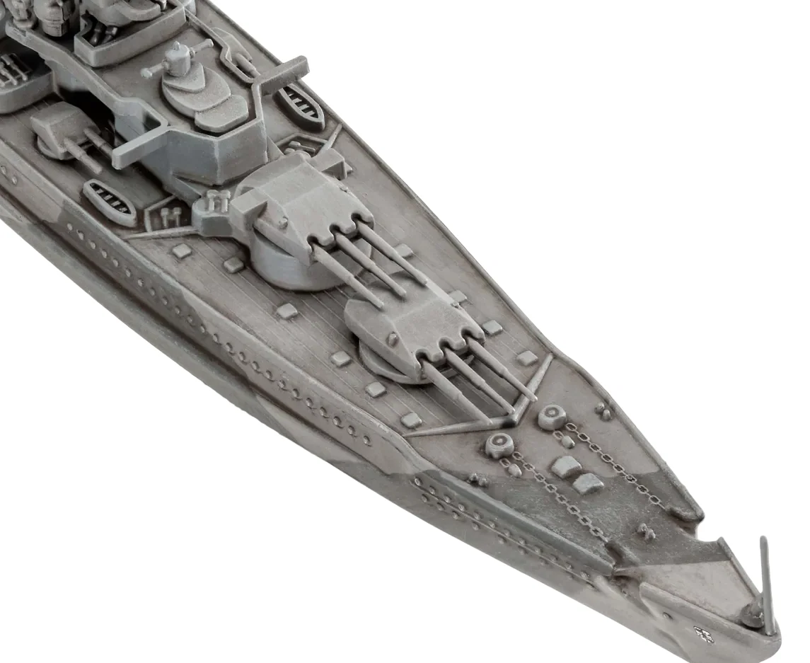 Battleship Gneisenau Model Kit - Image 5