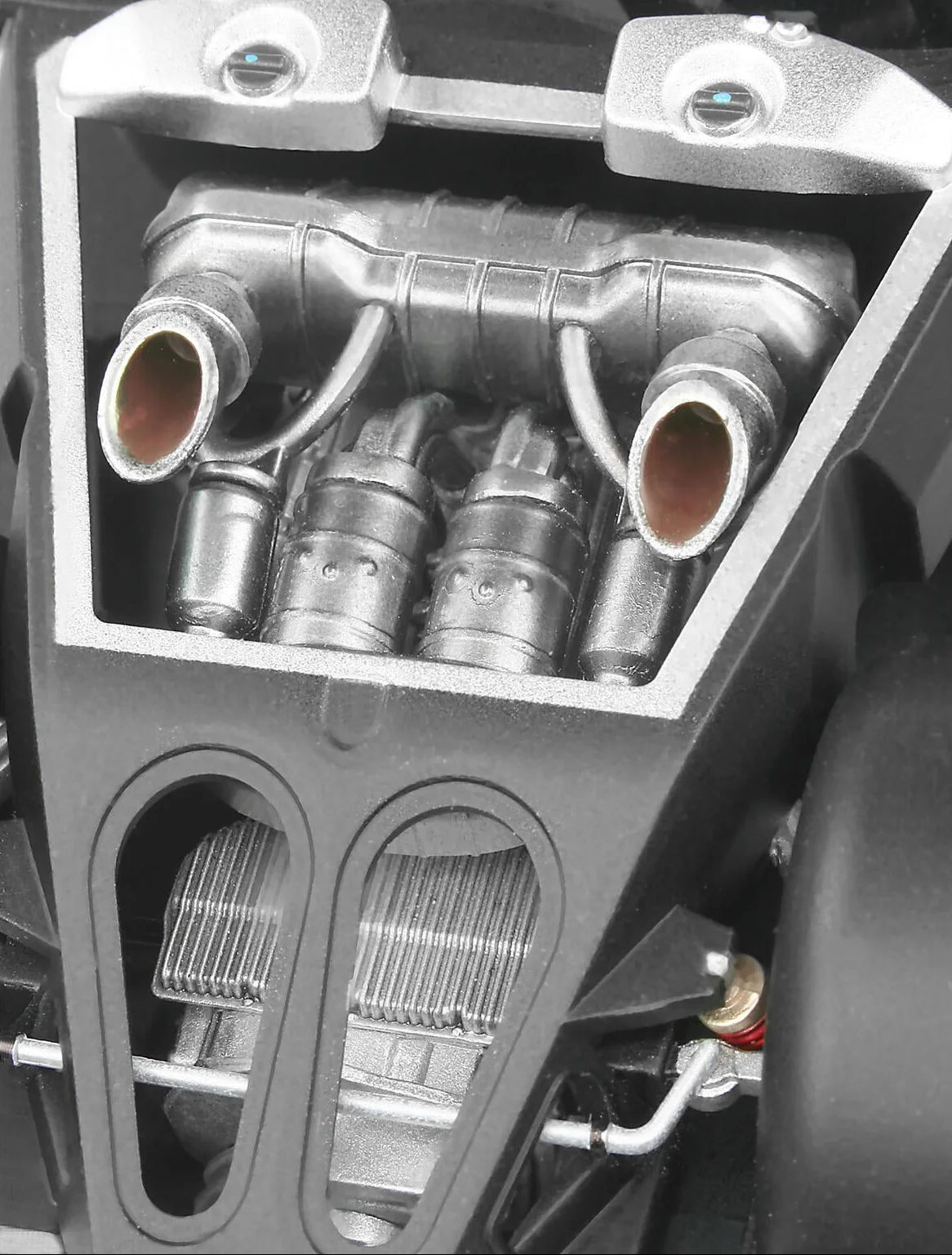 Porsche 918 Spyder Model Kit - Image 4