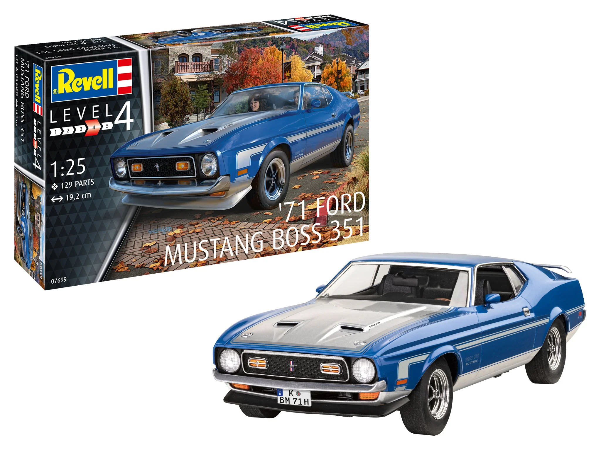 07699 71 Ford Mustang Boss 351 (1:25 Scale) Model Kit