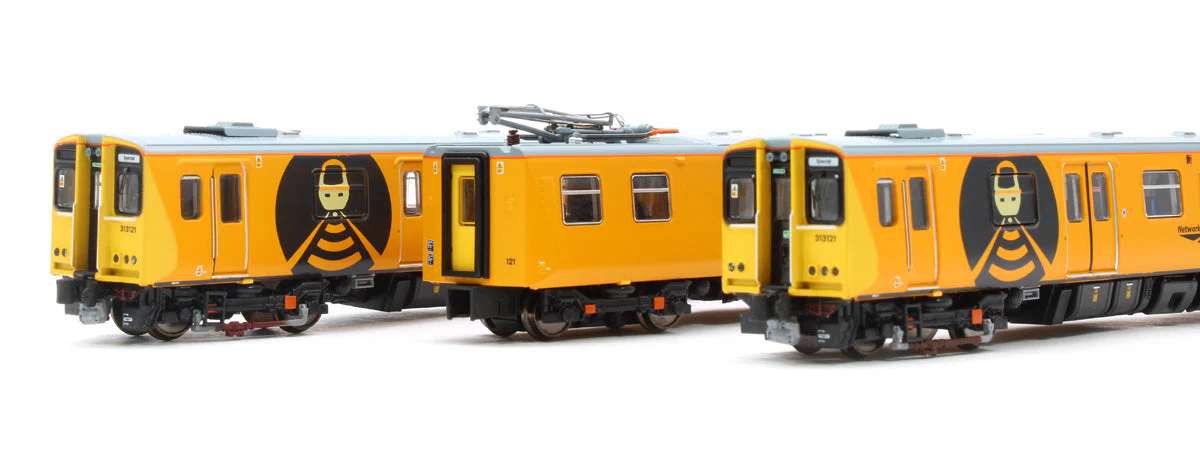 RT-N-313-351-DCC Class 313121 Network Rail Yellow 3 Car Set (DCC Sound) - Image 12