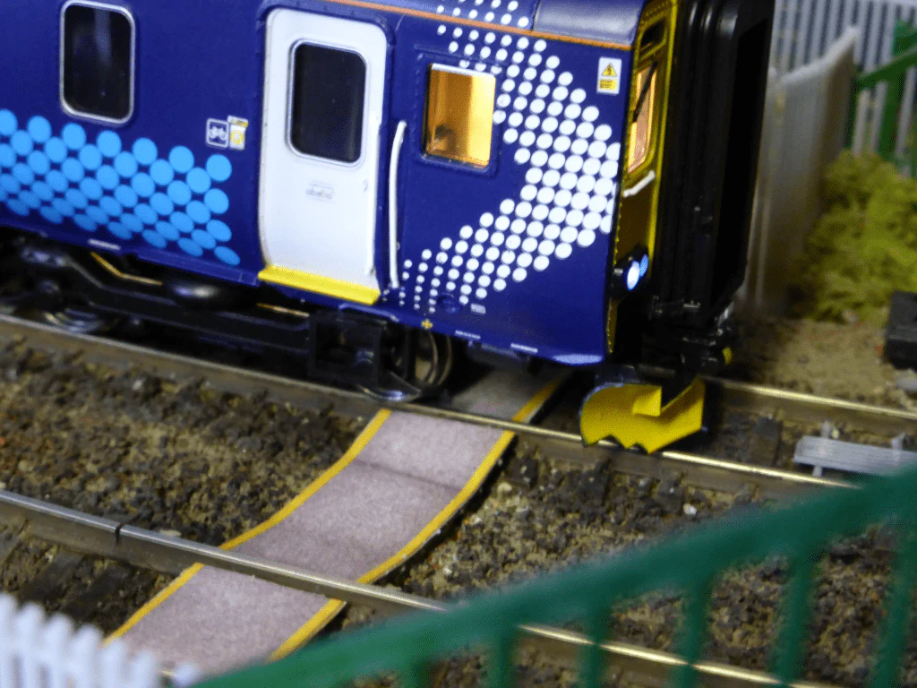 Foot Crossing/Pedestrian Level Crossing/Anti-Slip Walkway Model Kit - Image 2