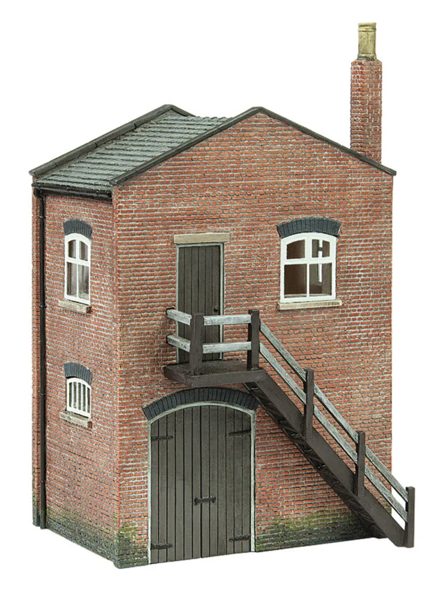 Lucston Shed and Stores - Image 2