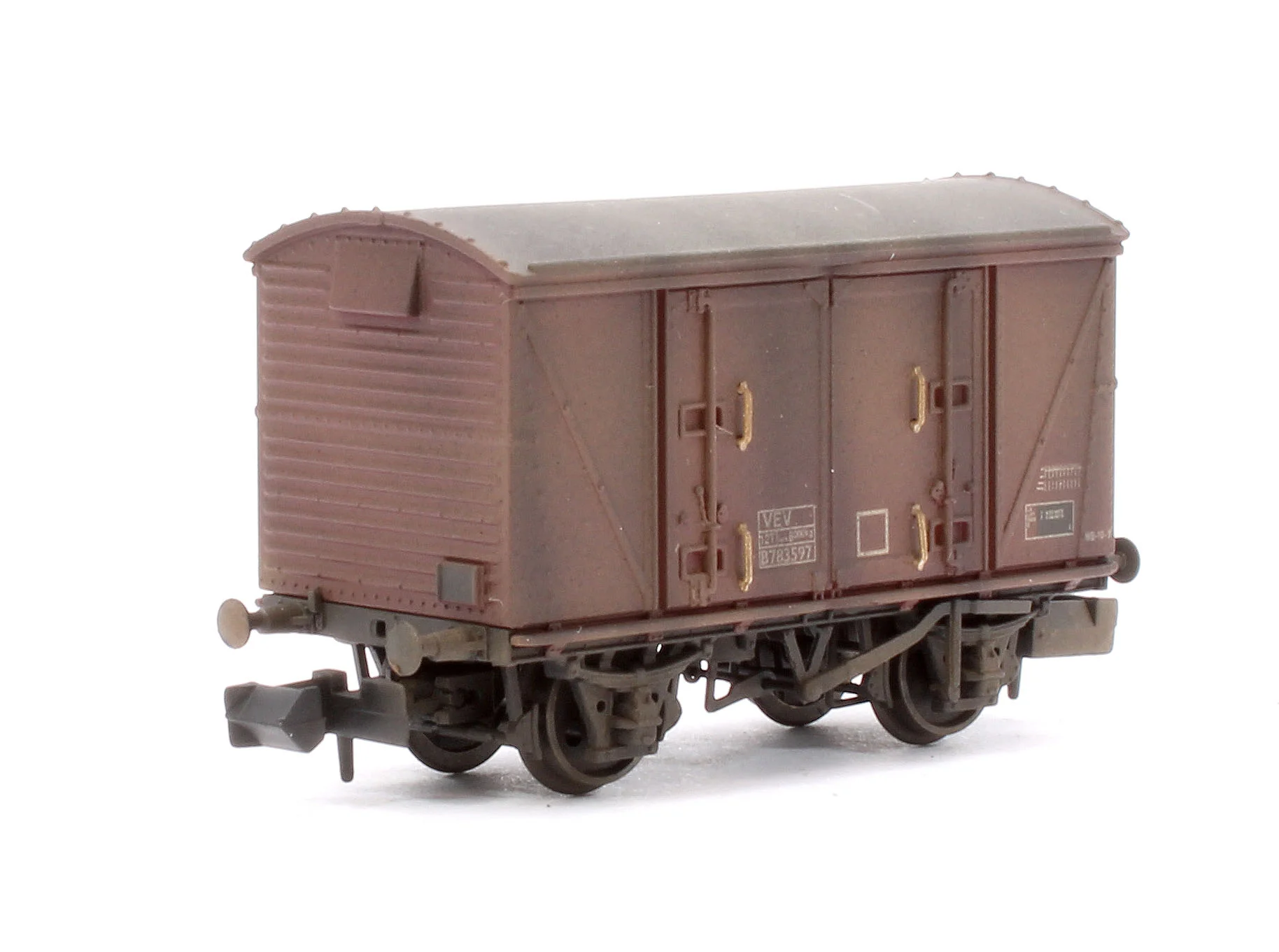 Custom Weathered Set of 3 BR 12T Vanwide Ventilated Vans, BR Freight Brown VEV - Image 5