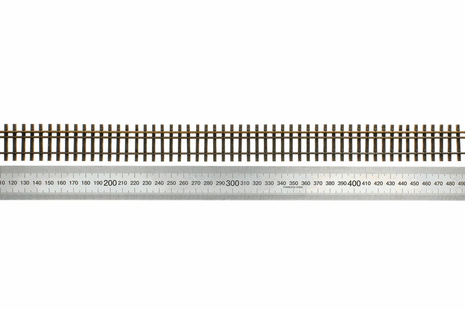 Tillig elite track : Flex Track HO/HOe Wooden Sleeper 680mm (Single) - Image 2