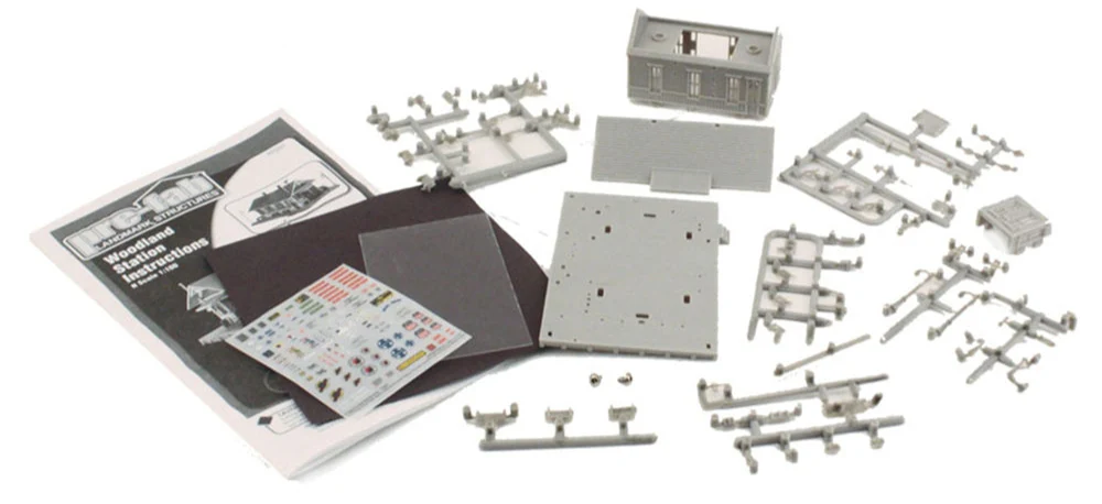 N Woodland Station Model Kit - Image 3