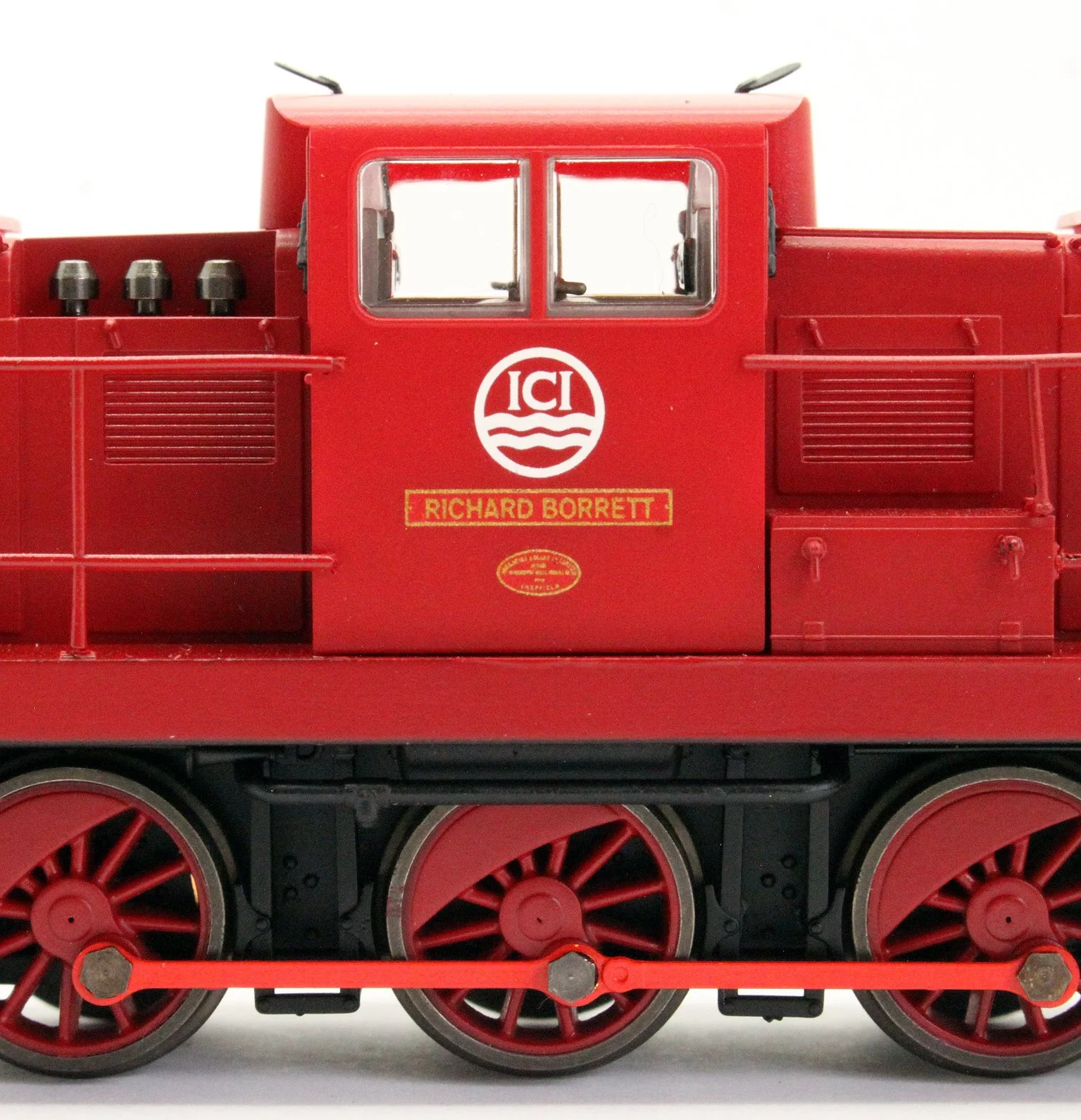 YEC Janus 0-6-0DE "Richard Borrett" ICI Maroon Diesel Locomotive - Image 3